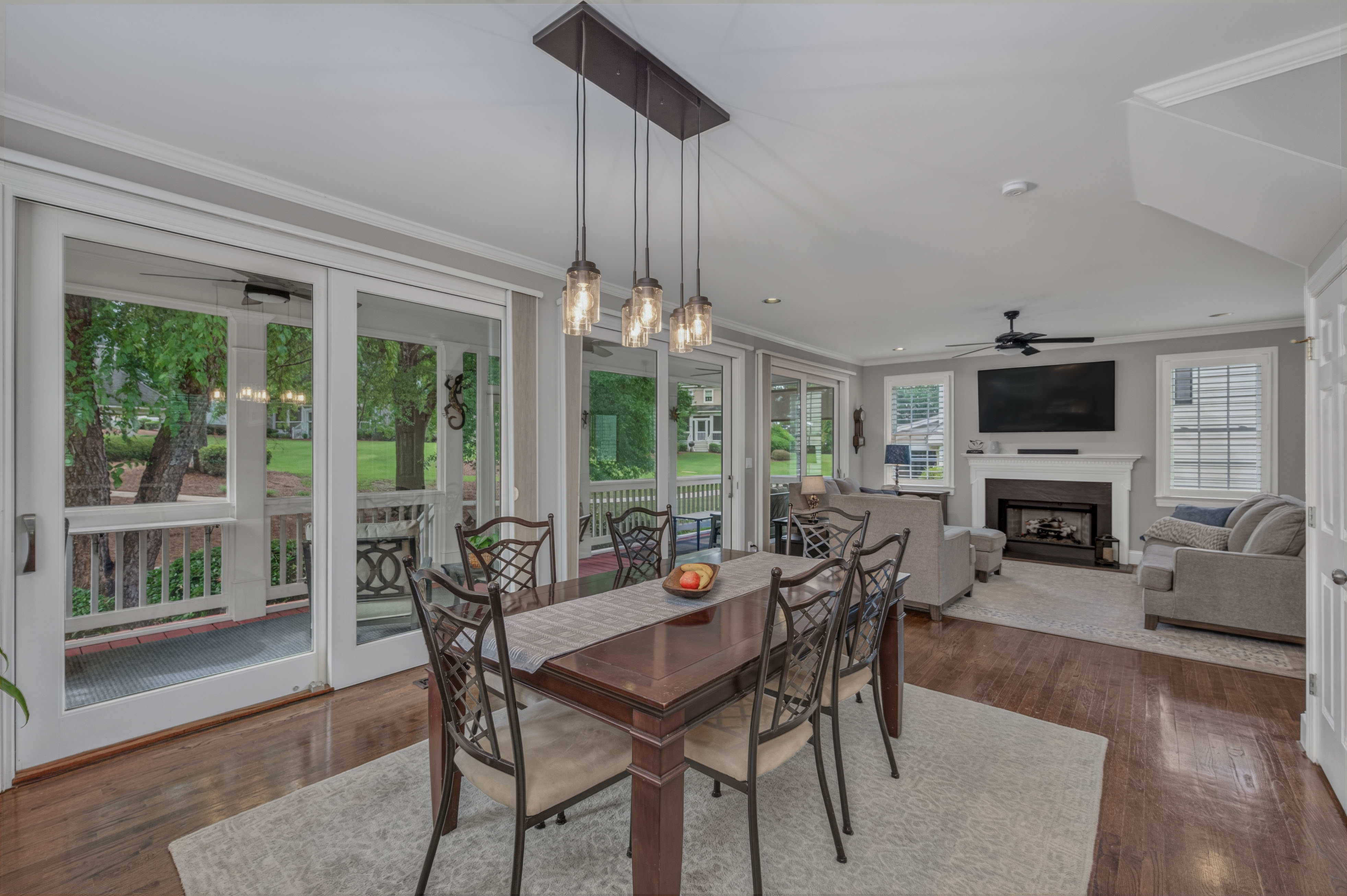1040 Village Loop image 12